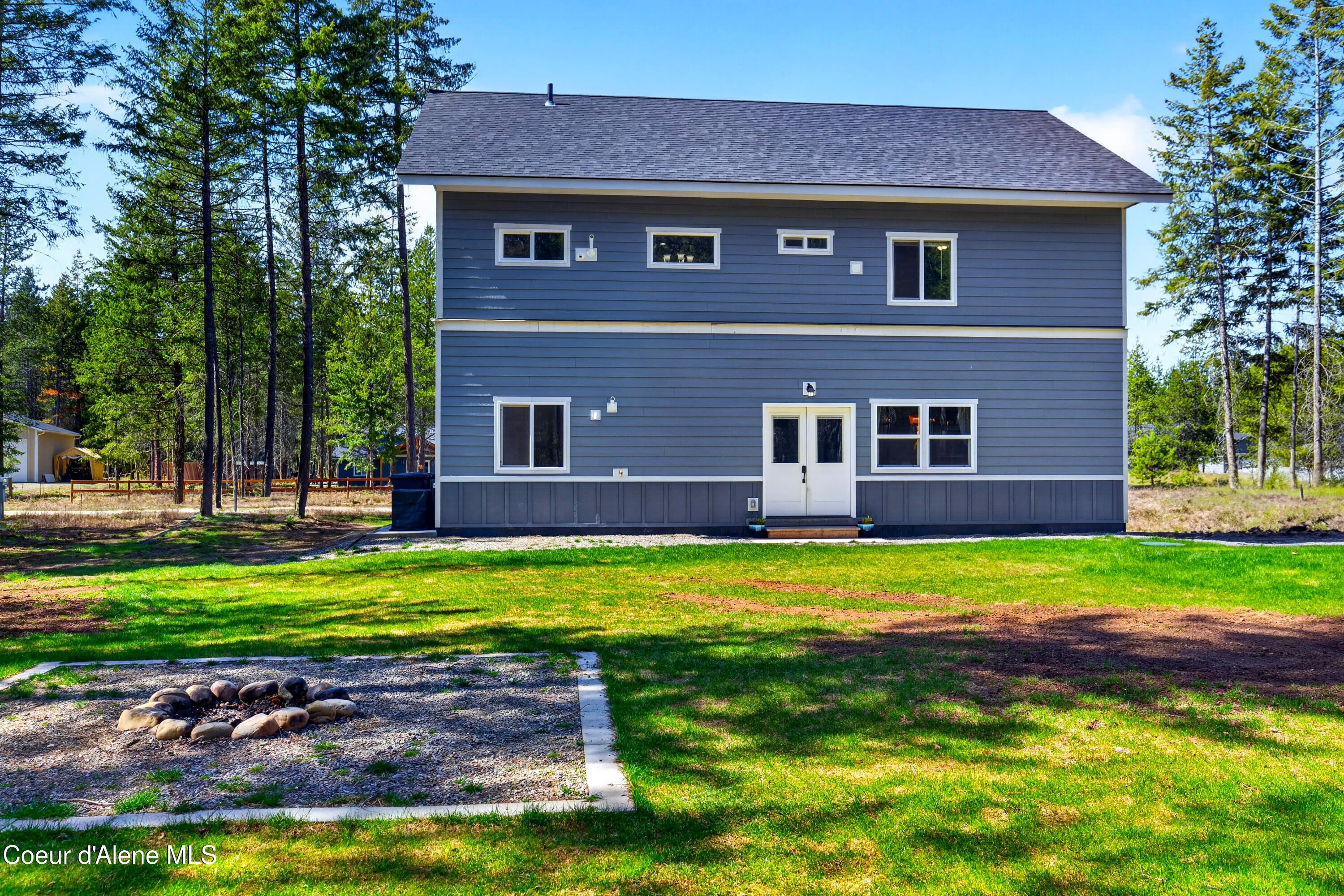 334 Hardy Loop Bonners Ferry, ID 83805 - Photo 25 of 33 024_Exterior_Rear_Back_Entrance