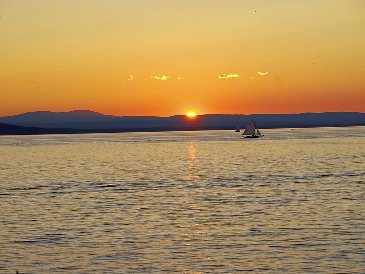 16 Harbor Watch Road Burlington, VT 05401 - Photo 2 of 40 Gallery Image 2