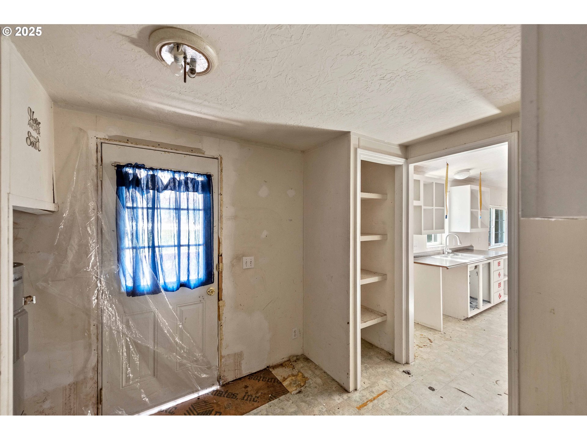 63557 South Olive Road Coos Bay, OR 97420 - Photo 10 of 23