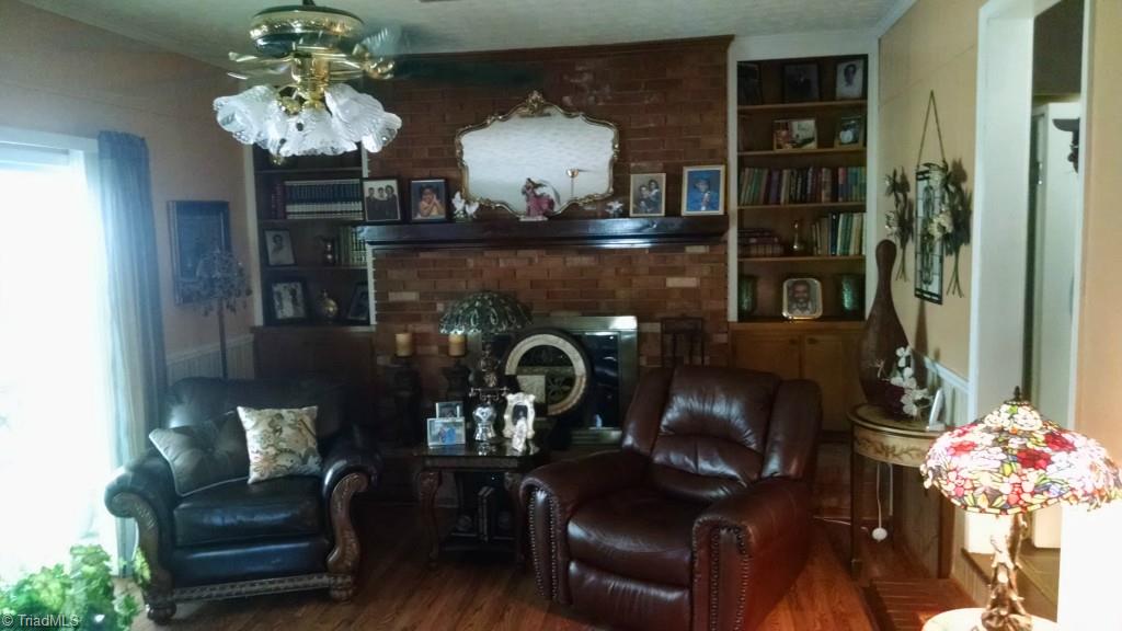 600 Shady Grove Road Eden, NC 27288 - Photo 4 of 20 Den