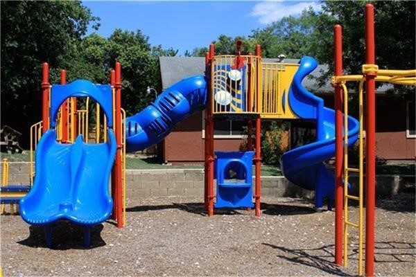 919 Sutton Drive San Antonio, TX 78228 - Photo 3 of 6 a view of entryway front of house