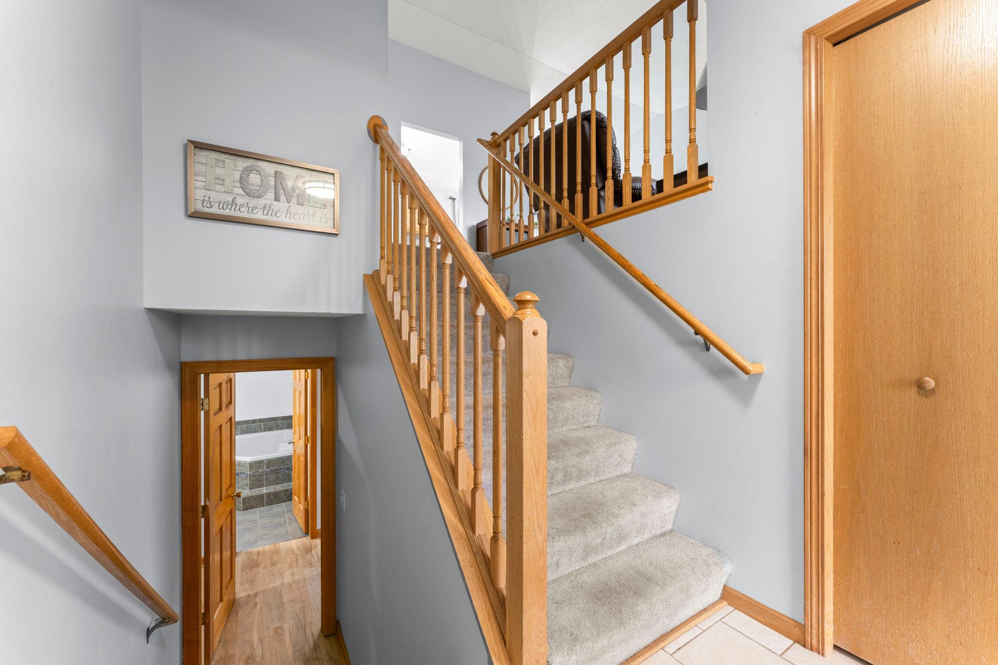 2033 Joe's Lake Road Cambridge, MN 55008 - Photo 9 of 61 Gallery Image 9