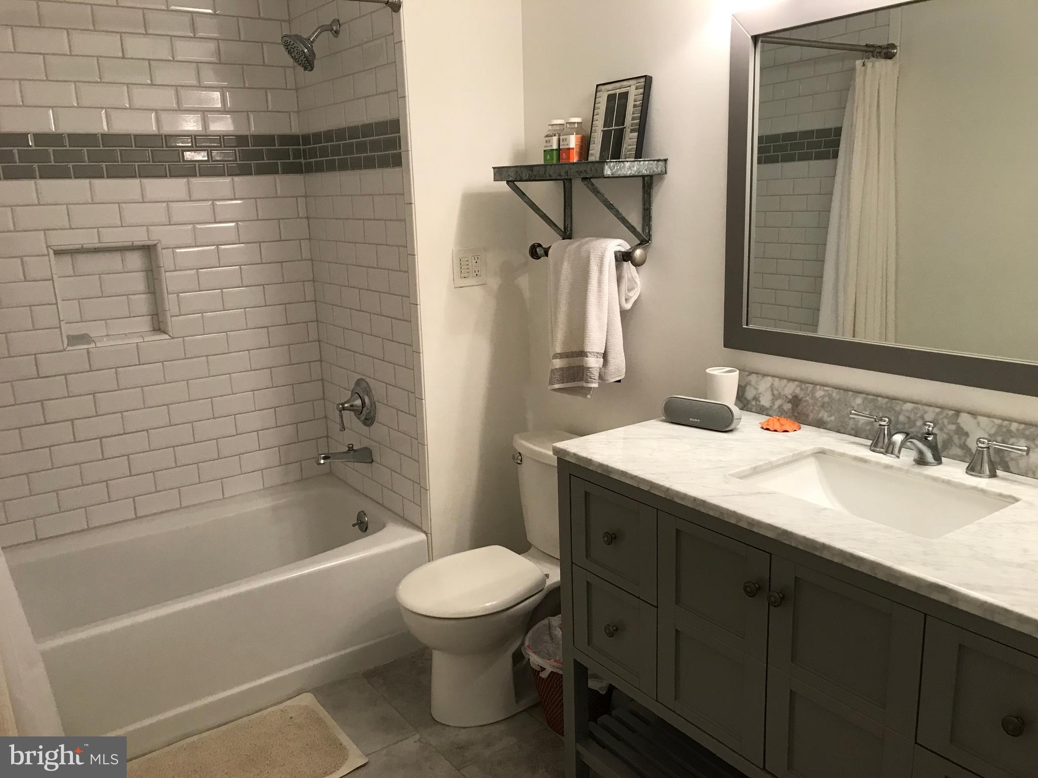 28 Eden Roc New Hope, PA 18938 - Photo 32 of 37 Updated hall bath
