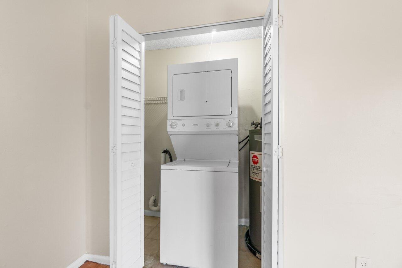 4763 Gulfstream Road Lake Worth Beach, FL 33461 - Photo 11 of 21 011-4763GulfstreamRoad-LakeWorthBeach-FL