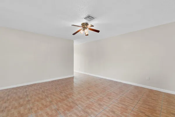 $2,200 | 4763 Gulfstream Road, Lake Worth Beach, FL 33461