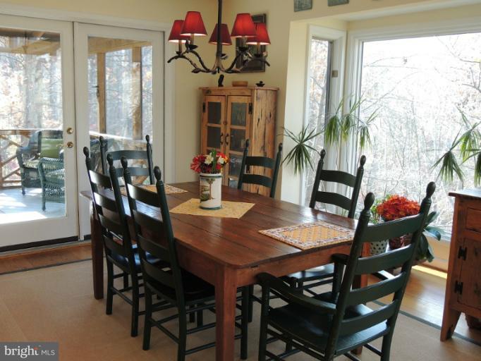 23300 Mersey Road Middleburg, VA 20117 - Photo 10 of 25 Dining Room