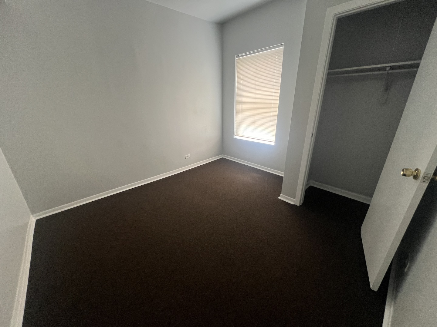 73 East 69th Street, Unit 2 Chicago, IL 60637 - Photo 3 of 7