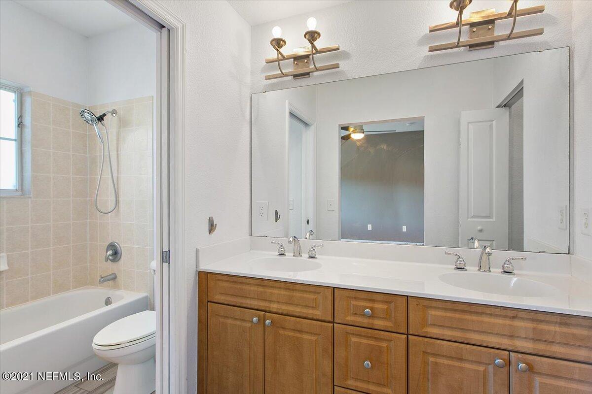 9745 Touchton Road, Unit 324 Jacksonville, FL 32246 - Photo 12 of 17 12-Primary Bathroom