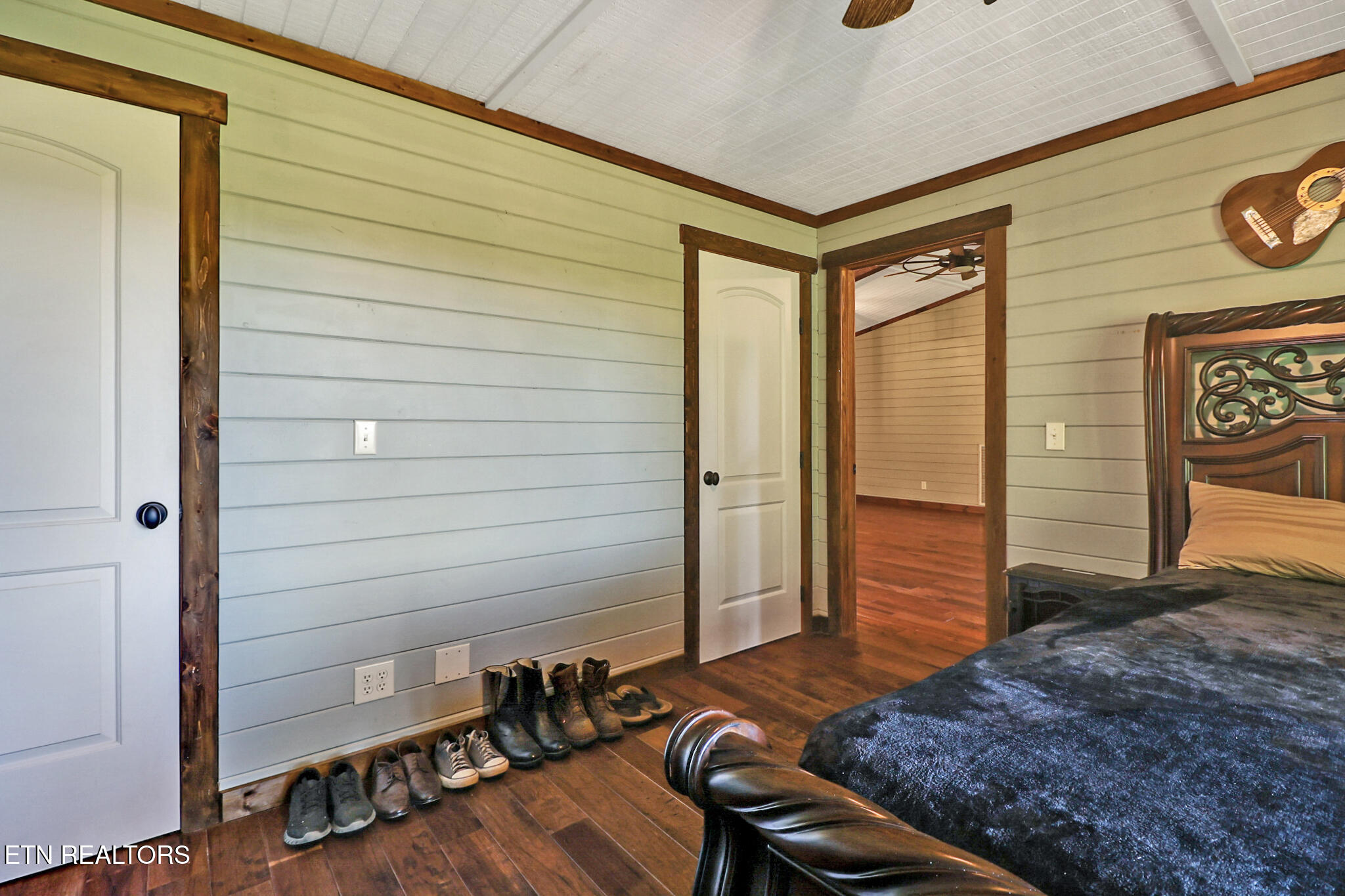 133 Hickory Flats Road Harriman, TN 37748 - Photo 25 of 57 2nd Bedroom View 1
