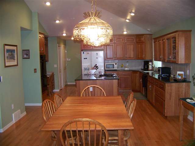 24015 North Cowgill Road Chattaroy, WA 99003 - Photo 3 of 9 Gallery Image 3
