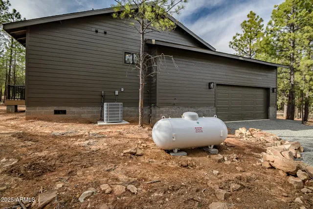 $749,000 | 5018 Durango Drive, Happy Jack, AZ 86024