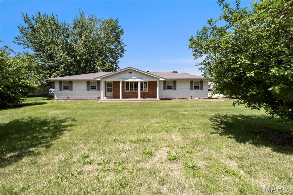 1703 Forum Drive Rolla, MO 65401 - Photo 2 of 36