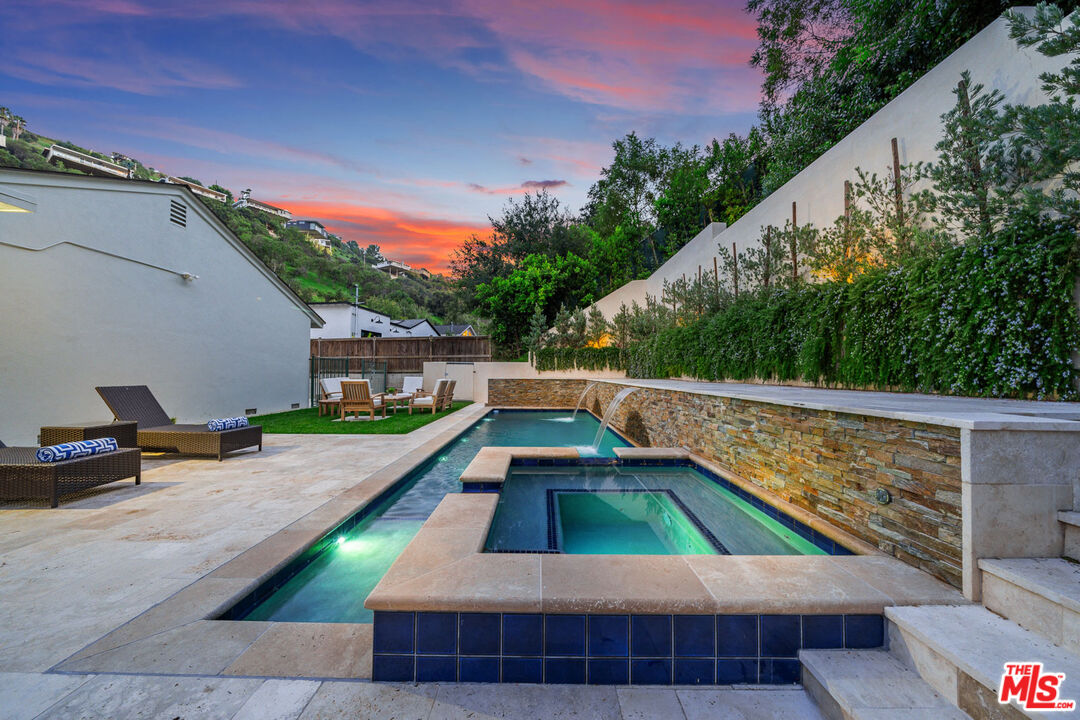 3771 Longview Valley Road Sherman Oaks, CA 91423 - Photo 14 of 75