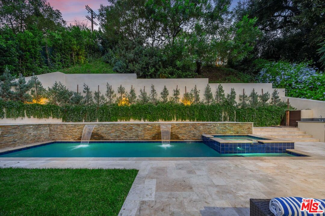 3771 Longview Valley Road Sherman Oaks, CA 91423 - Photo 25 of 75