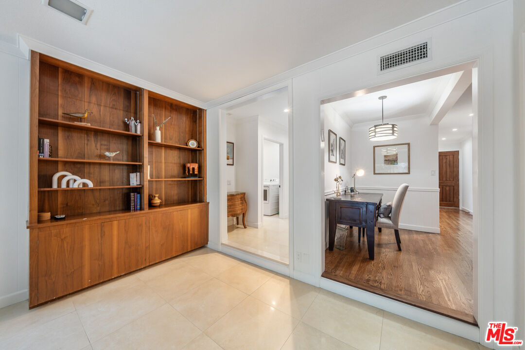 3771 Longview Valley Road Sherman Oaks, CA 91423 - Photo 52 of 75