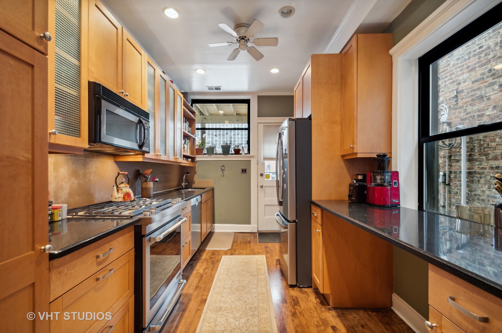 4331 North Hazel Street, Unit 2S Chicago, IL 60613 - Photo 4 of 17