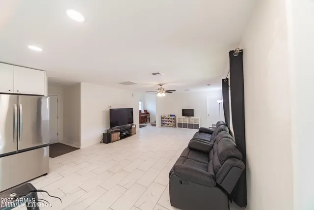 $535,000 | 8042 Calle Moctezuma, Guadalupe, AZ 85283