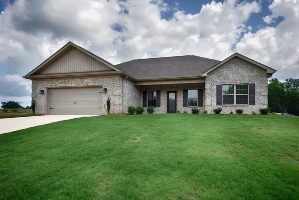 $299,900 | 20077 Sandlin Road, Elkmont, AL 35620