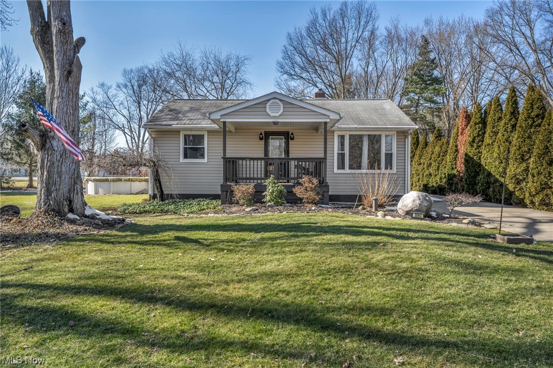 3060 Long Akron, OH 44312 - Photo 3 of 48