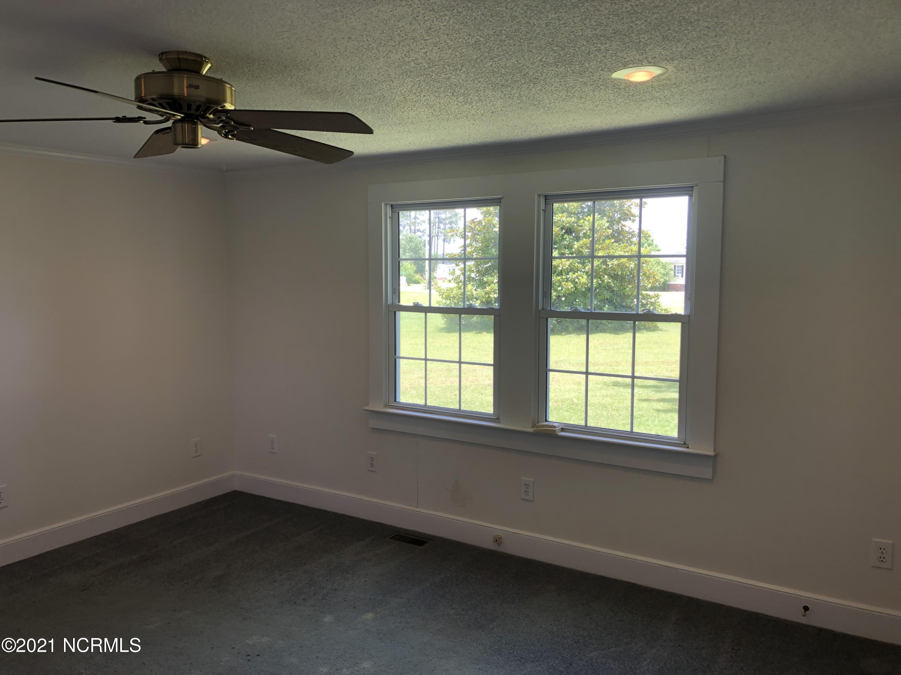 4080 Race Track Road Kinston, NC 28501 - Photo 5 of 18 5