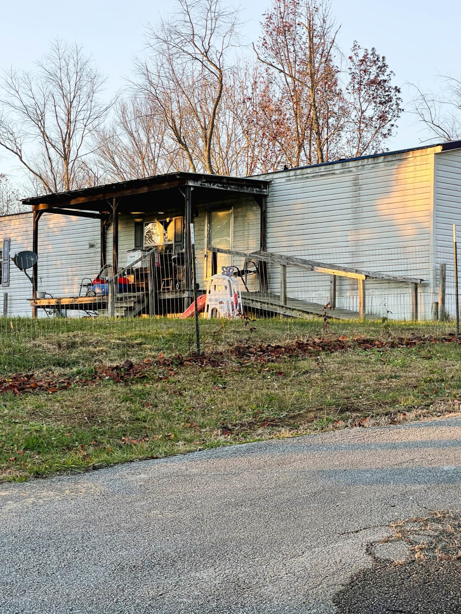 75 Lizard Ridge Road Hazel Green, KY 41332 - Photo 37 of 40 KRPbw-1342