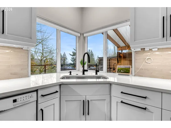 $675,000 | 43 Southeast 46th Drive, Gresham, OR 97080