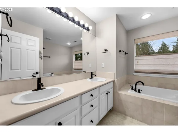 $675,000 | 43 Southeast 46th Drive, Gresham, OR 97080