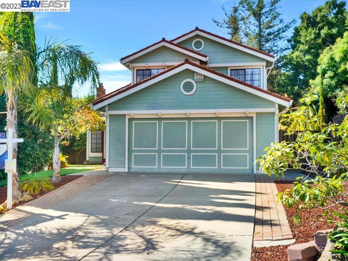 161 Thresher Drive Vallejo, CA 94591 - Photo 1 of 1 a front view of a house with a garden