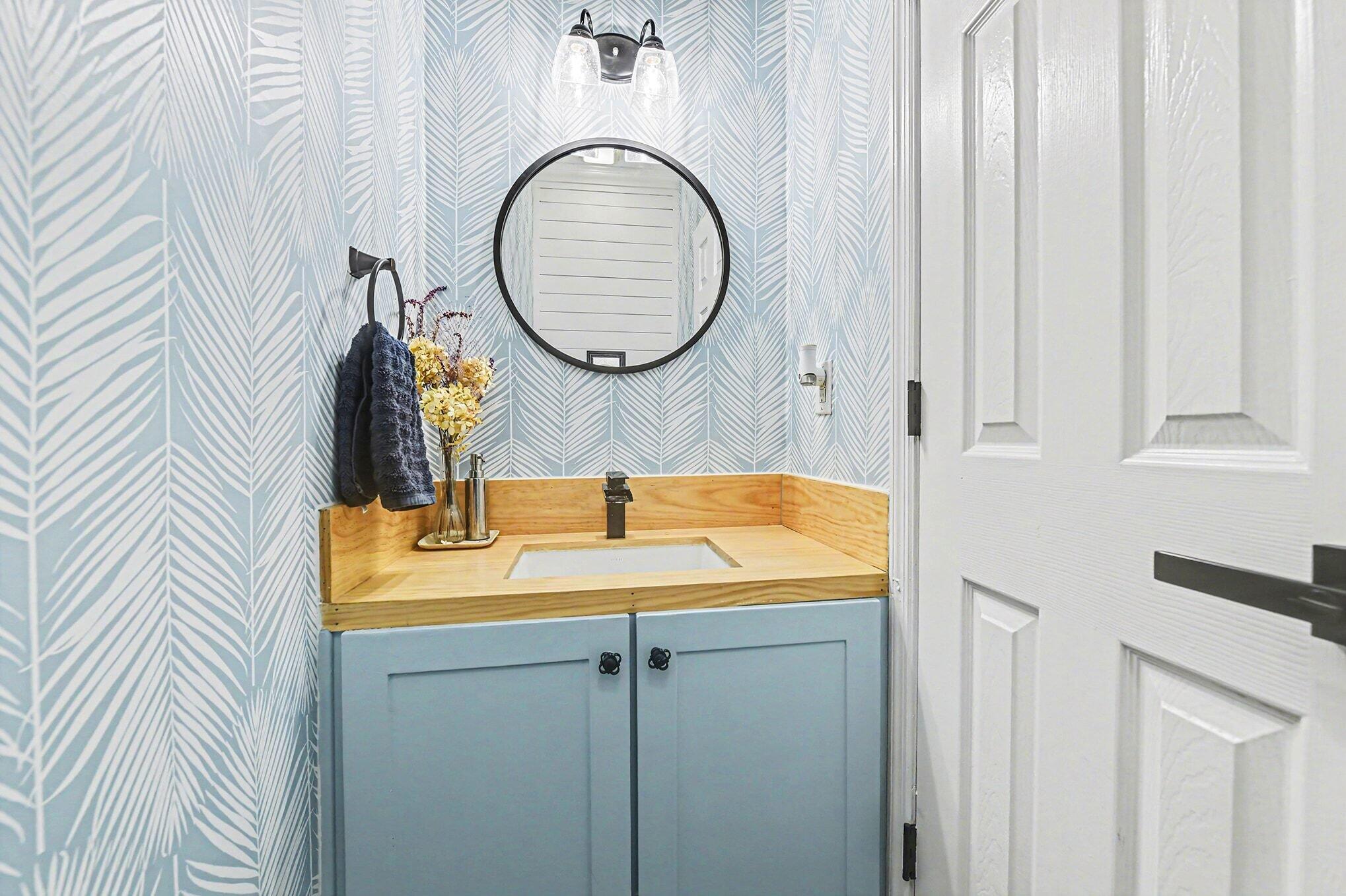 37 Rivers Point Row, Unit A Charleston, SC 29412 - Photo 13 of 29 Half Bath