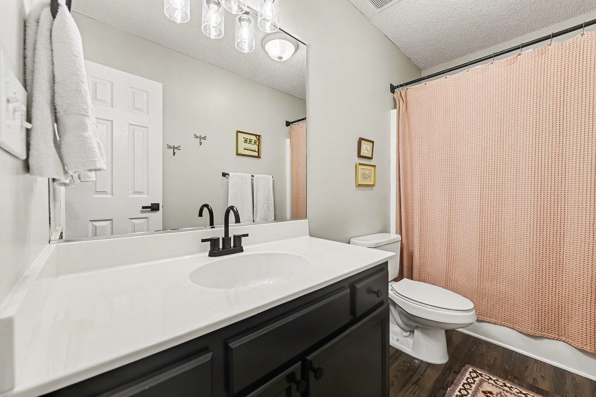 37 Rivers Point Row, Unit A Charleston, SC 29412 - Photo 24 of 29 Full Bathroom