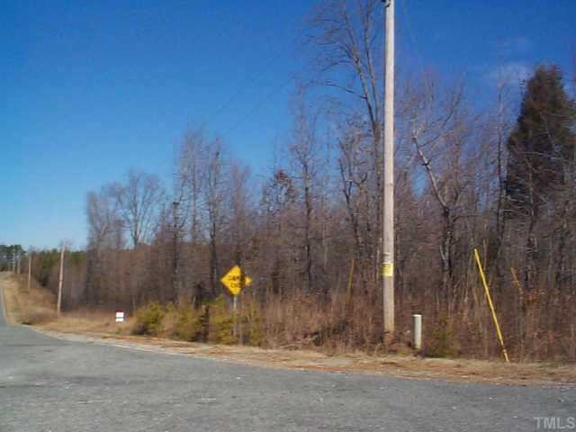 Lot 3 Street Store Roxboro Nc 27574, Unit 3 Roxboro, NC 27574 - Photo 1 of 3 a backyard of a house