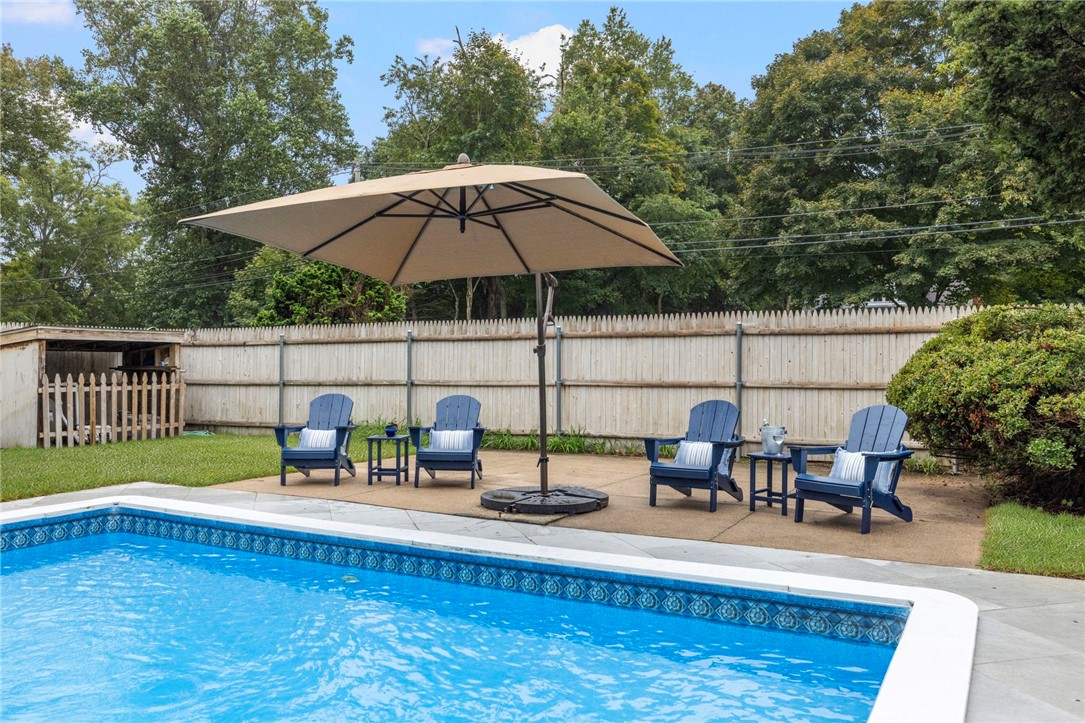 471 Annaquatucket Road North Kingstown, RI 02852 - Photo 15 of 50 Pool works to the left!