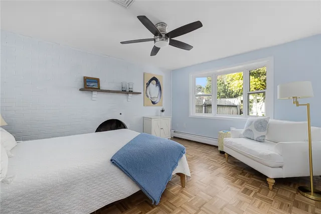 $875,000 | 471 Annaquatucket Road, North Kingstown, RI 02852