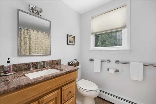 $875,000 | 471 Annaquatucket Road, North Kingstown, RI 02852