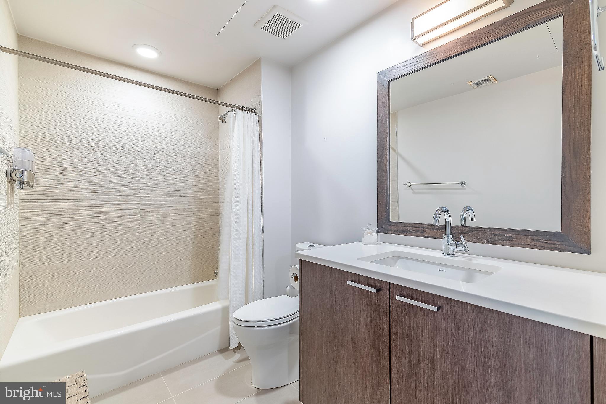 525 Water Street Southwest, Unit 327 Washington, DC 20024 - Photo 14 of 34