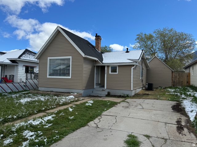 260 North 5th Street Tooele, UT 84074 - Photo 1 of 1 View of front facade with a chimney