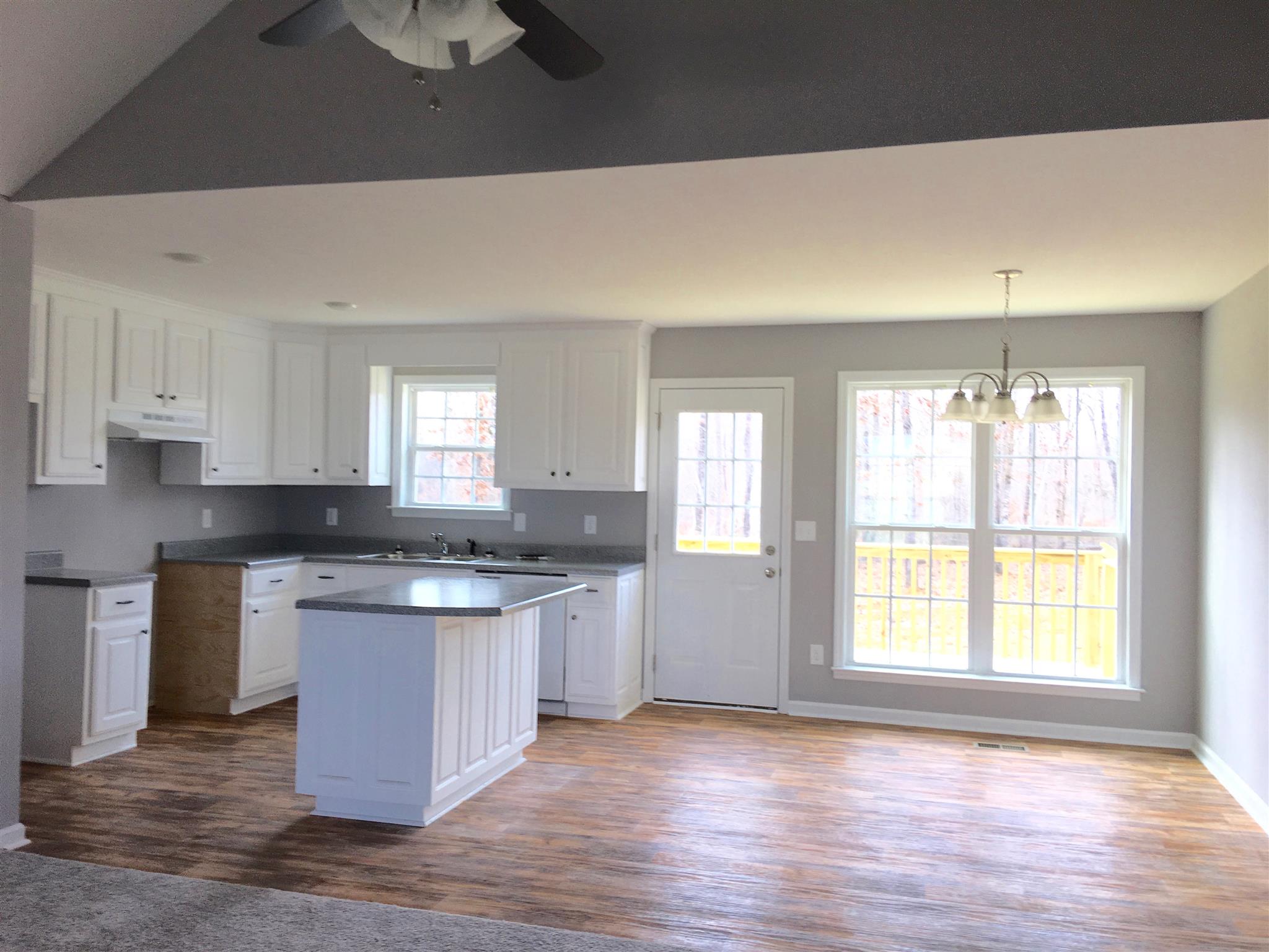 73 Benson School Road Kelso, TN 37348 - Photo 4 of 15 Great kithen/dining area