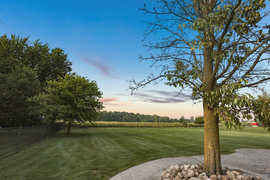 14150 Hough Road Allenton, MI 48002 - Photo 4 of 35 Gallery Image 4