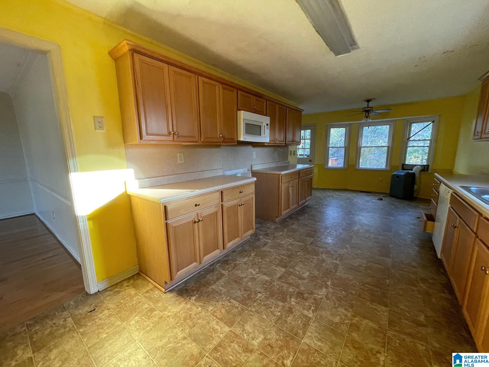 1760 Winewood Road Birmingham, AL 35215 - Photo 12 of 30