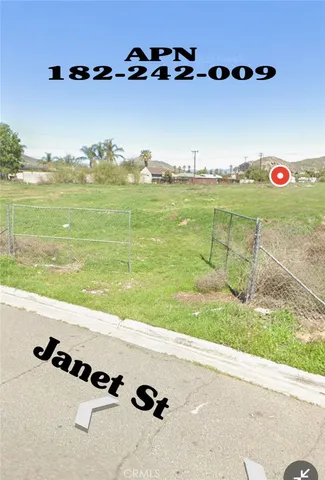 a view of a lake with houses