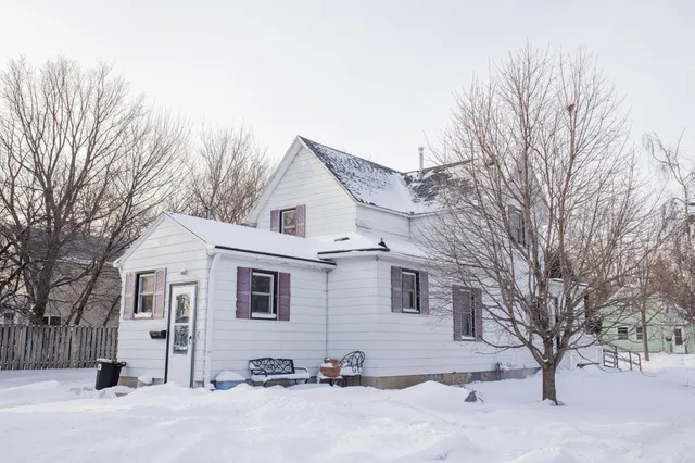 $124,900 | 107 West 10th Street, Morris, MN 56267