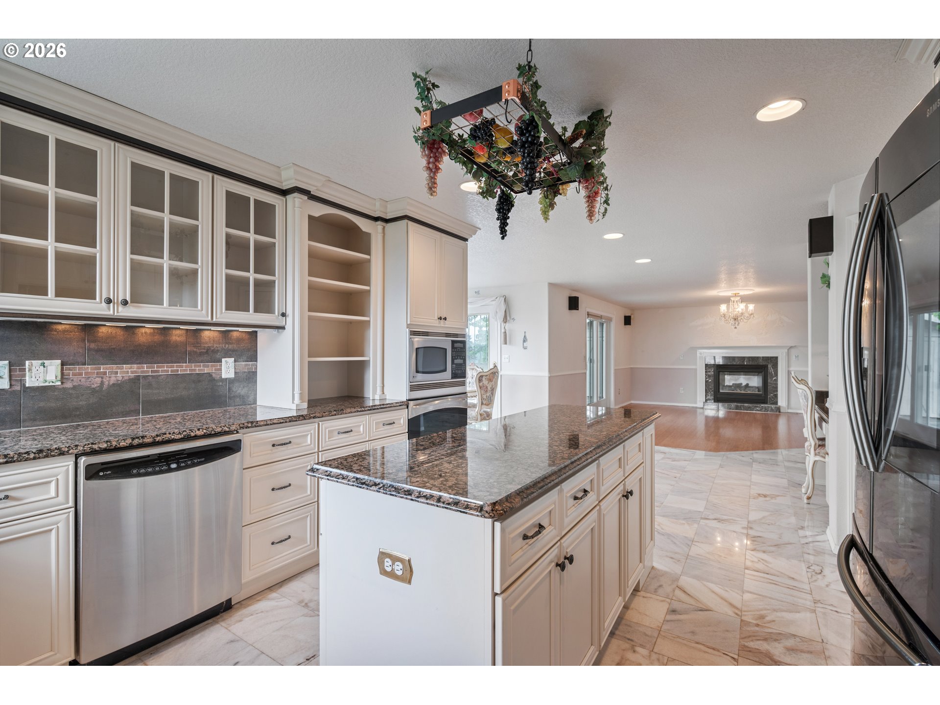 585 McAdams Road East Longview, WA 98632 - Photo 15 of 33