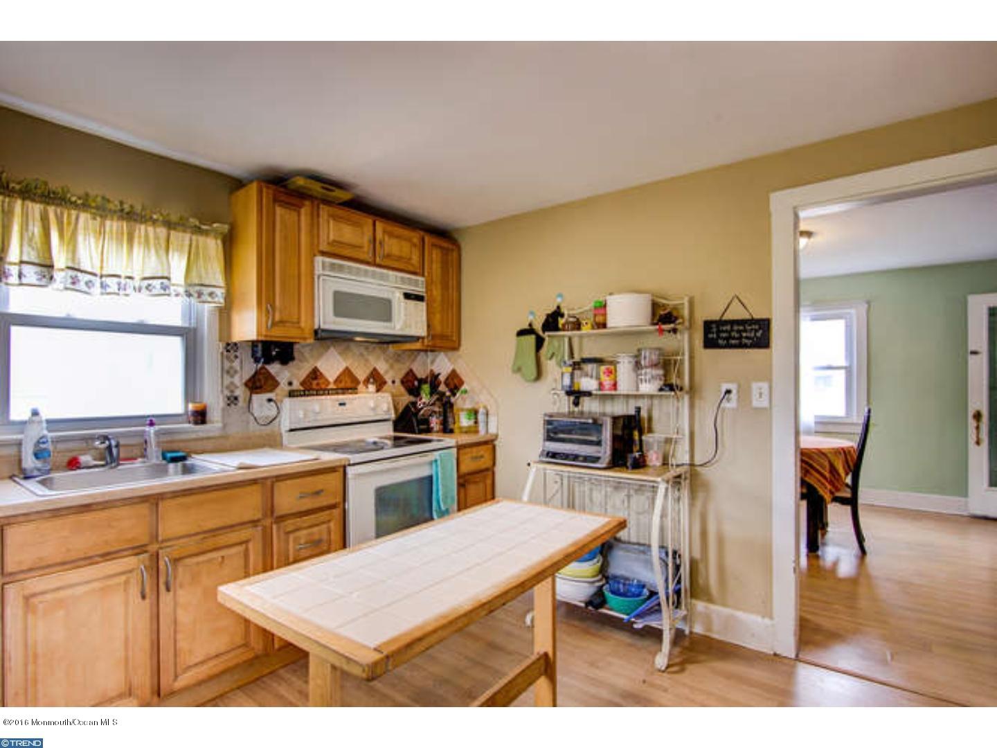 143 Walnford Road Allentown, NJ 08501 - Photo 11 of 25 11