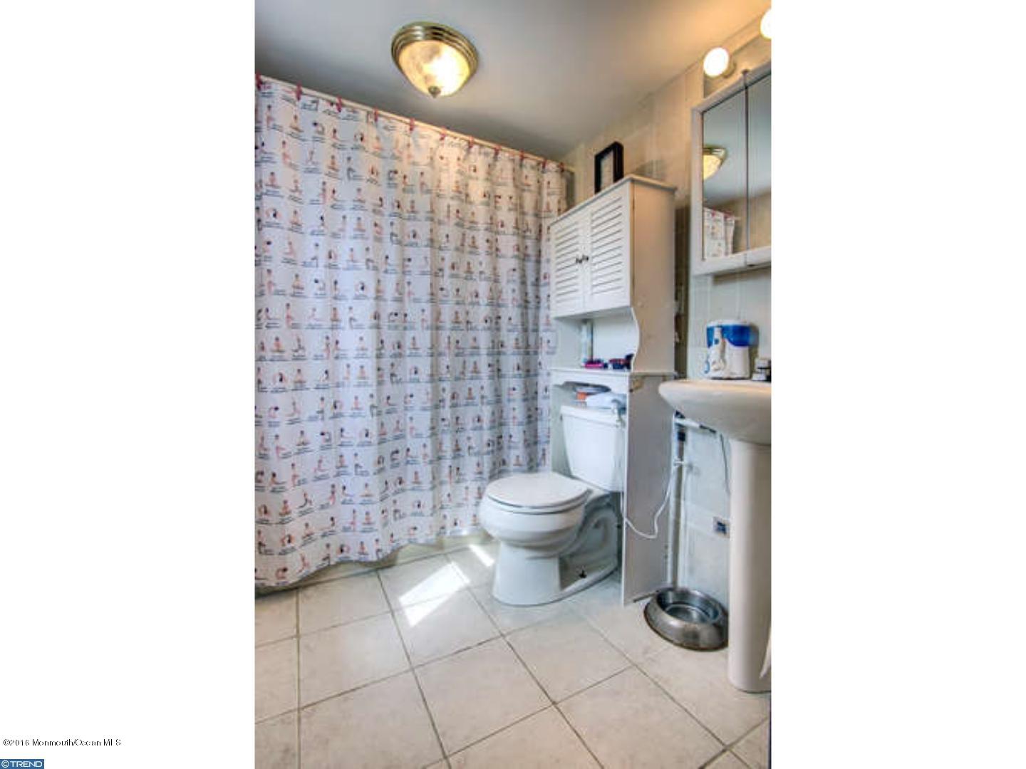 143 Walnford Road Allentown, NJ 08501 - Photo 17 of 25 17
