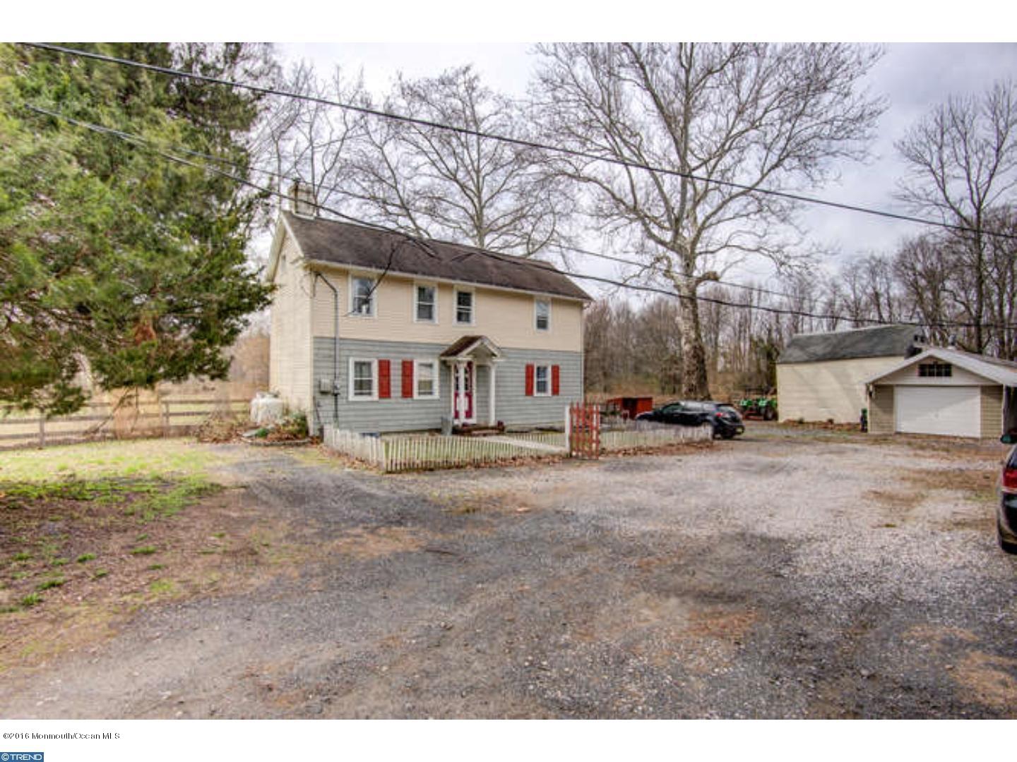 143 Walnford Road Allentown, NJ 08501 - Photo 2 of 25 2