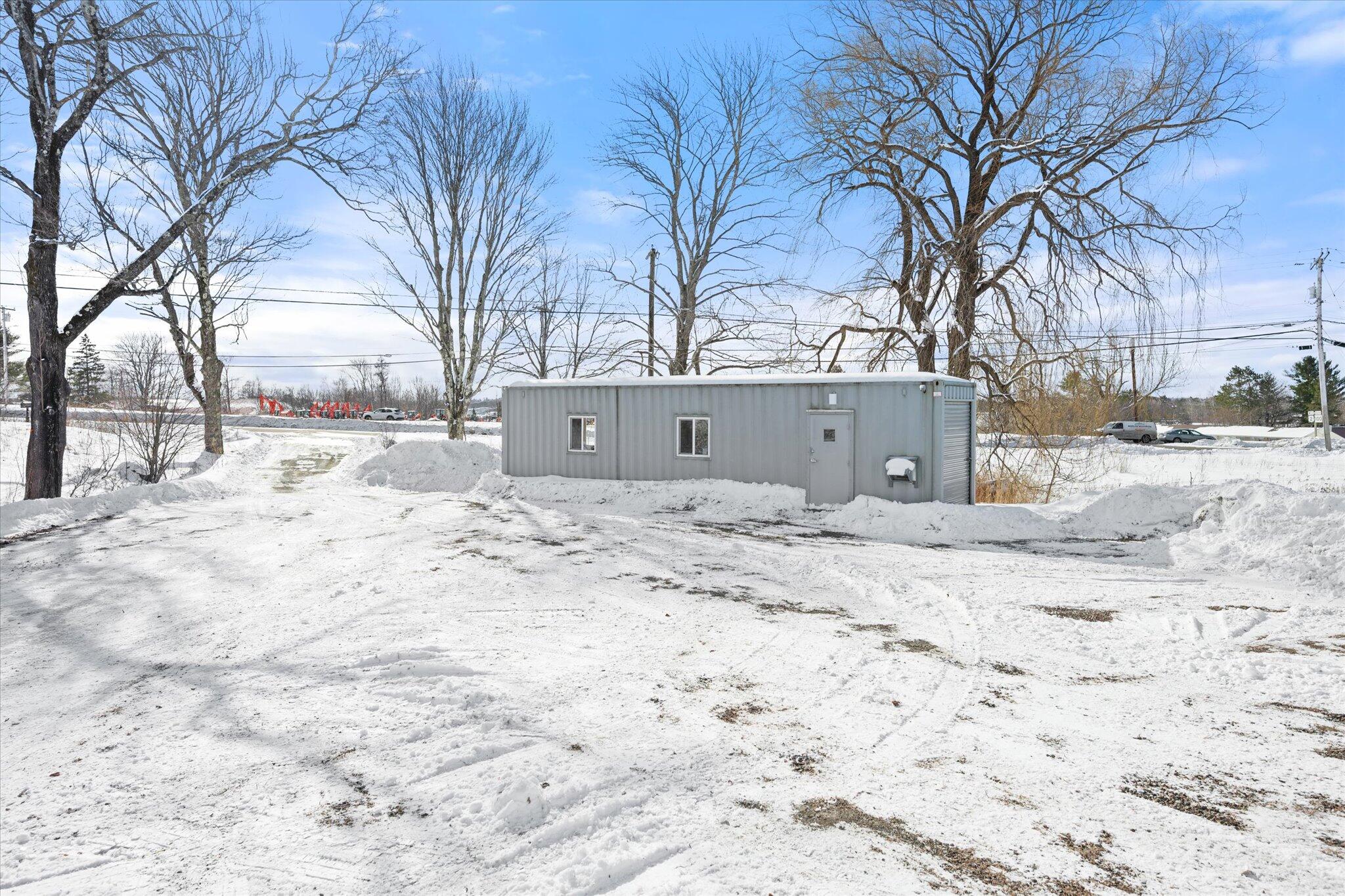 1425 Hammond Street Bangor, ME 04401 - Photo 9 of 11 IMG_9645