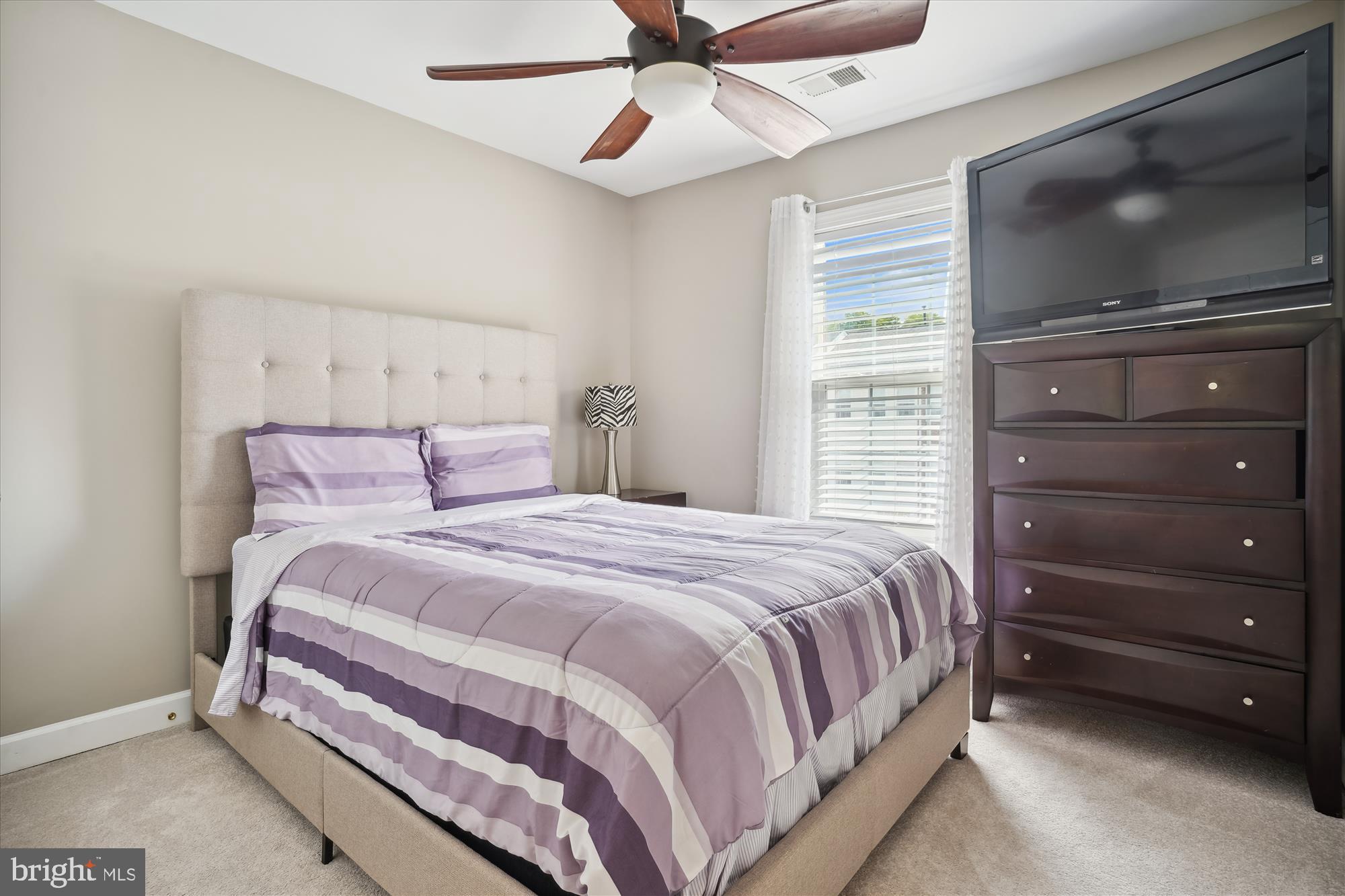 15658 Avocet Loop Woodbridge, VA 22191 - Photo 17 of 30 Bedroom 2