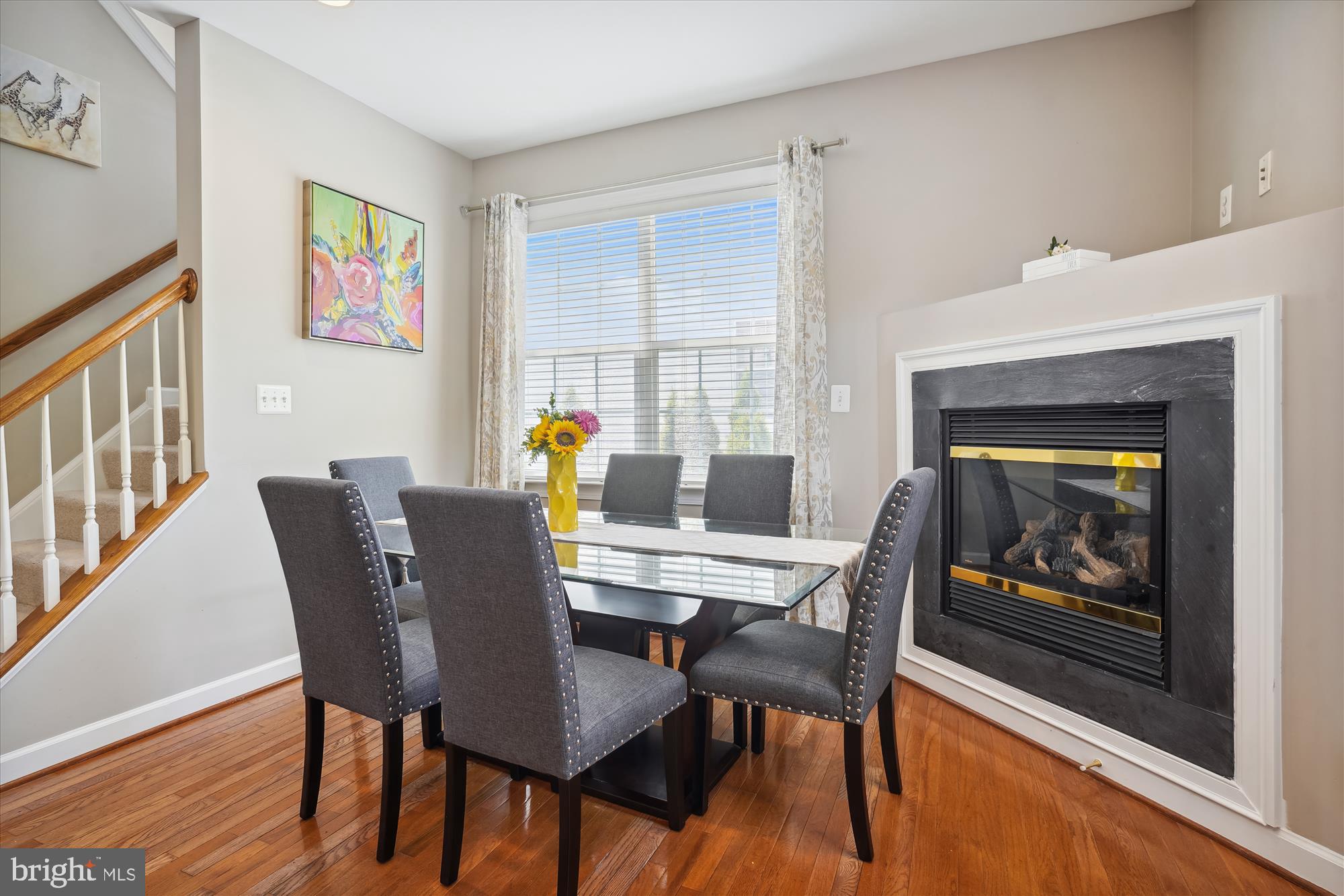 15658 Avocet Loop Woodbridge, VA 22191 - Photo 2 of 30 Dining Room