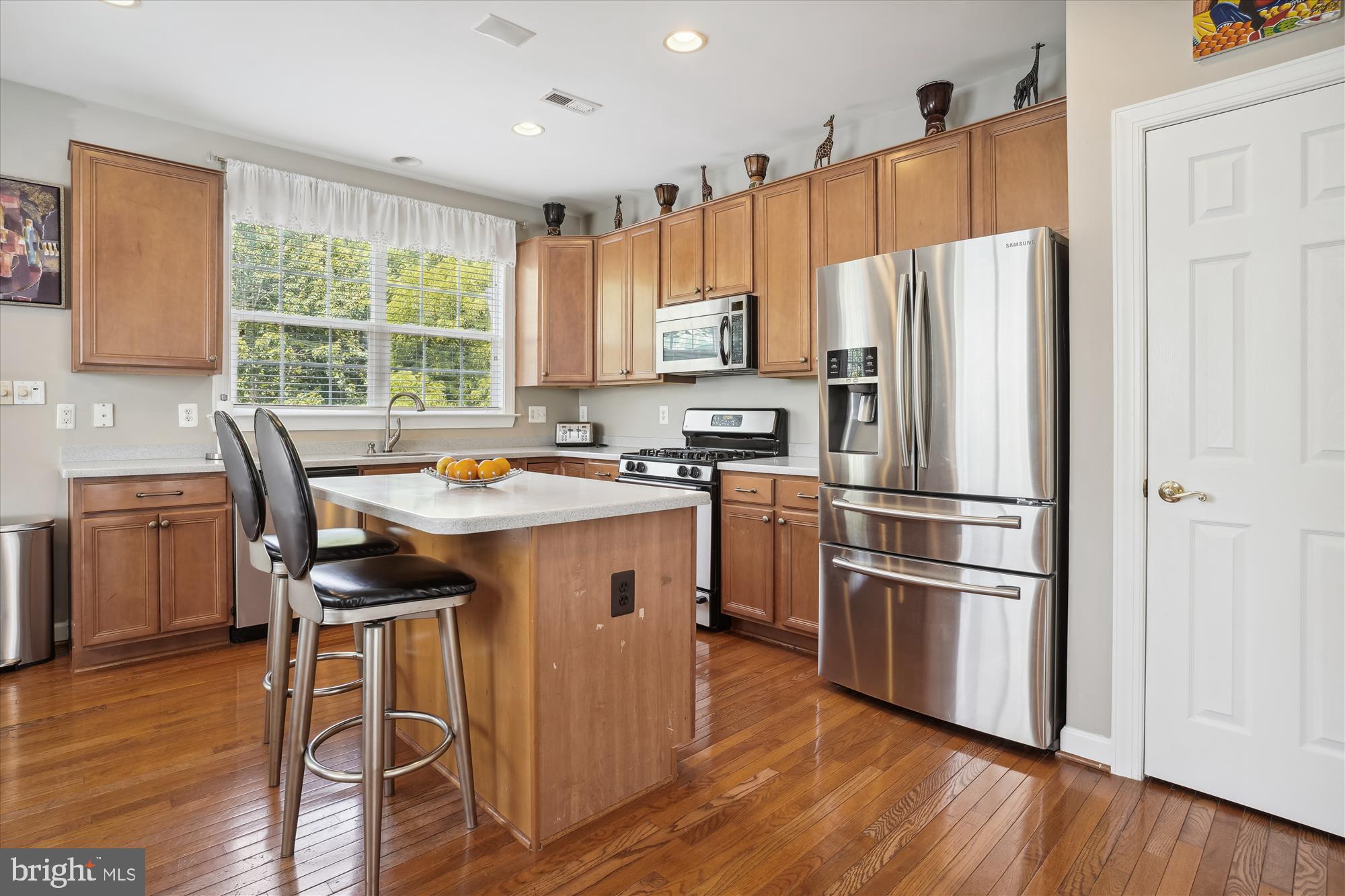 15658 Avocet Loop Woodbridge, VA 22191 - Photo 3 of 30 Kitchen