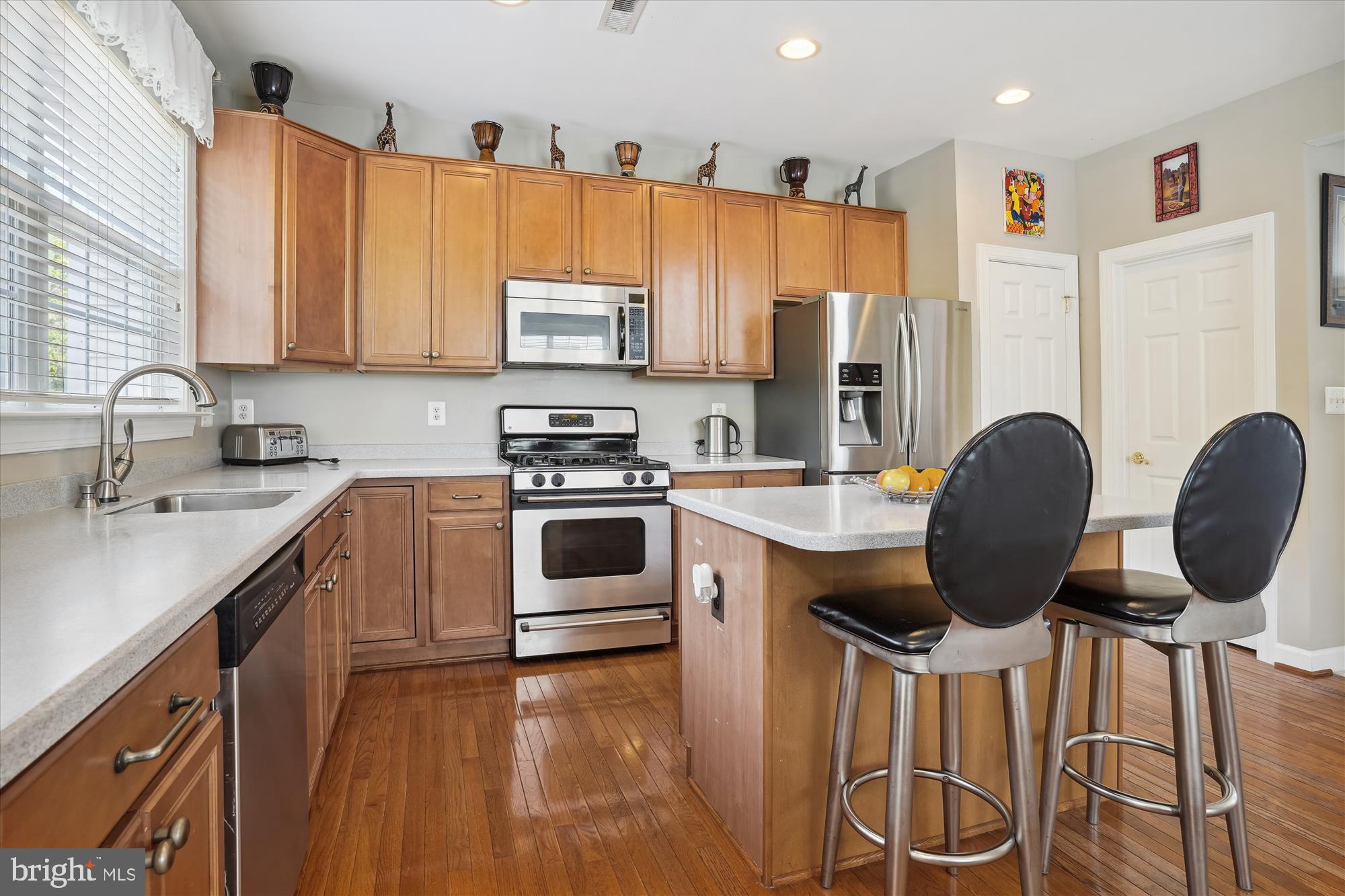 15658 Avocet Loop Woodbridge, VA 22191 - Photo 4 of 30 Kitchen